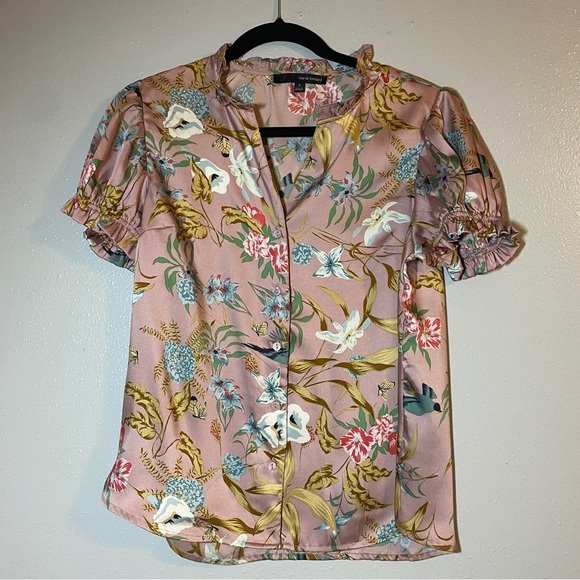 Harve Benard Tops - Harve Benard Floral Blouse